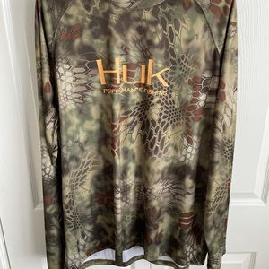 Huk XL Long Sleeve Fishing Shirt